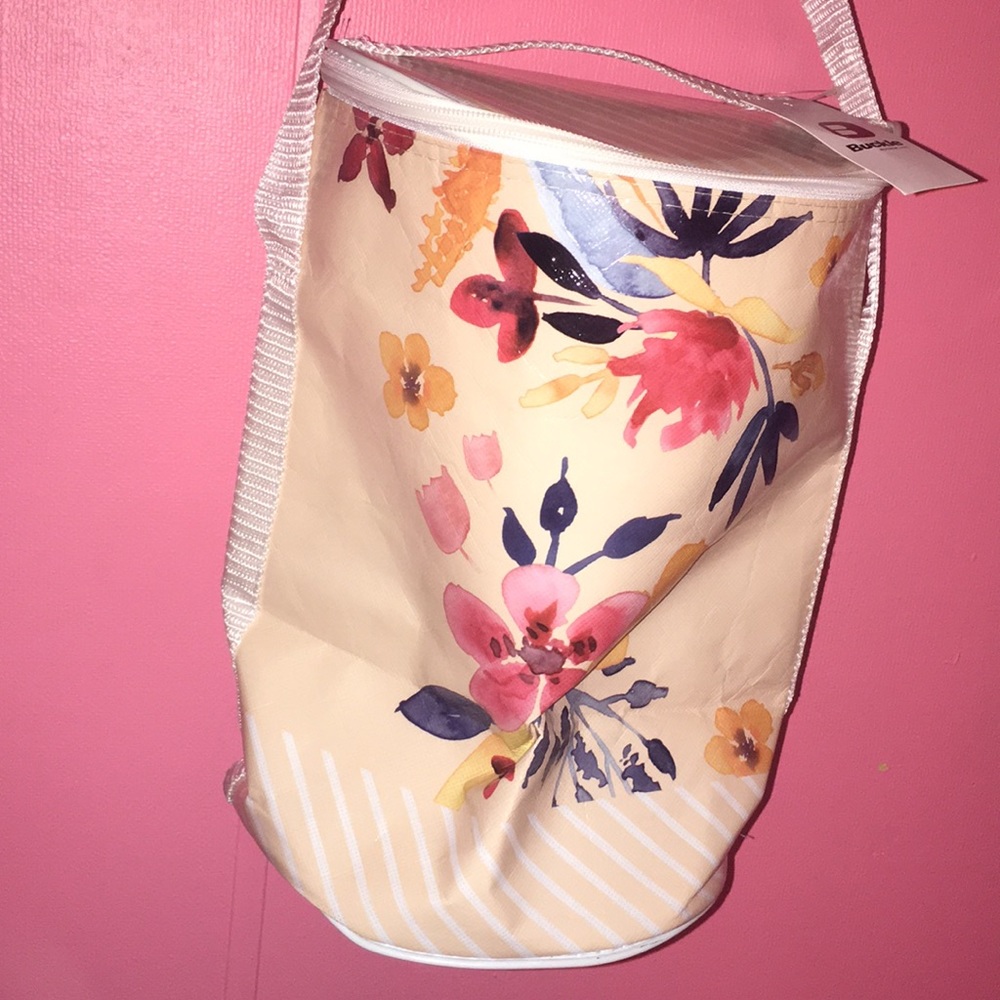 Cute Togo cooler from Buckle!